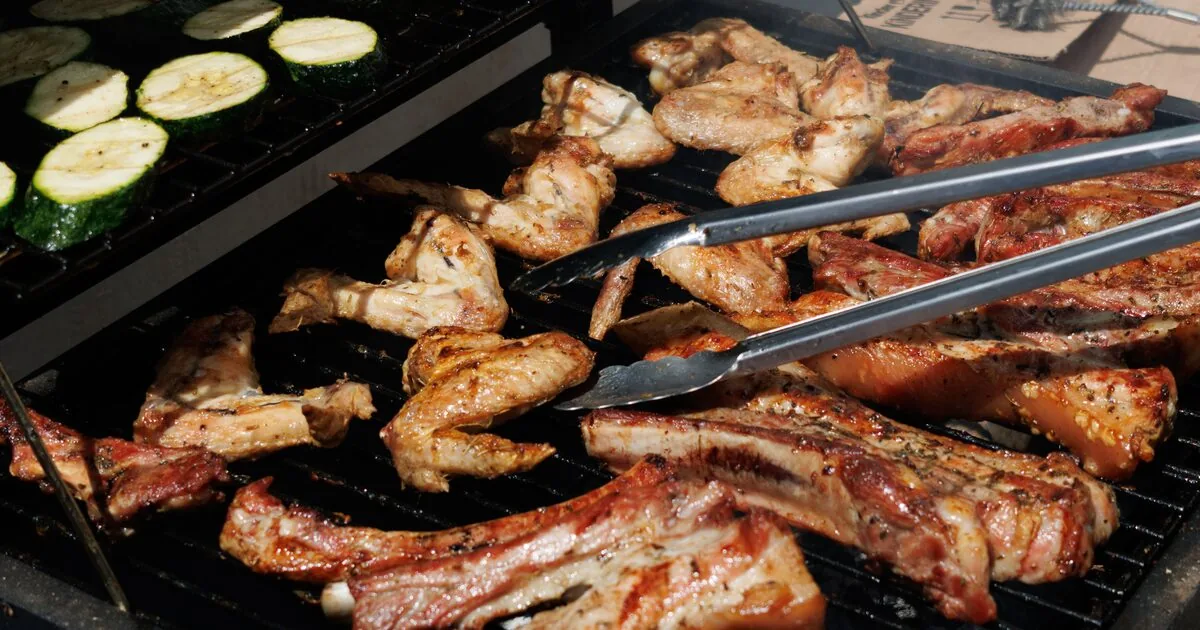 Sertésoldalas grillezése: a 3-2-1 módszer és a tökéletes ribs otthon